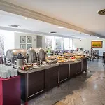 Phenícia Bittar Hotel